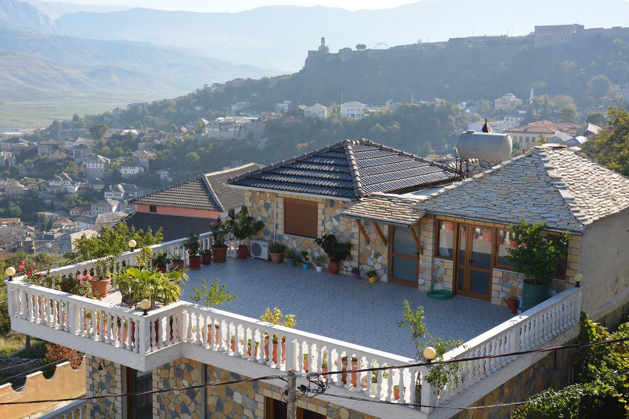 Guest House Memushi Gjirokastër Exterior foto